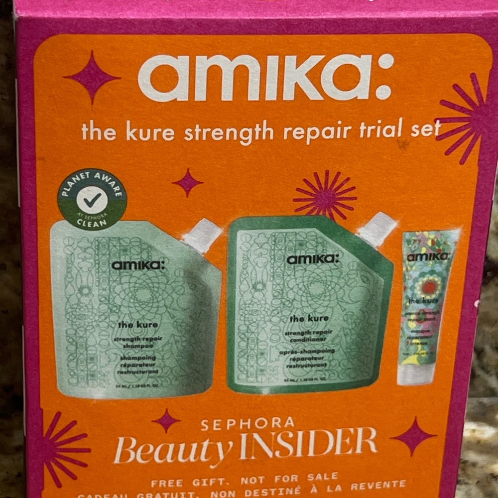 Amika Vibrant Hair Care Duo NEW IN BOX